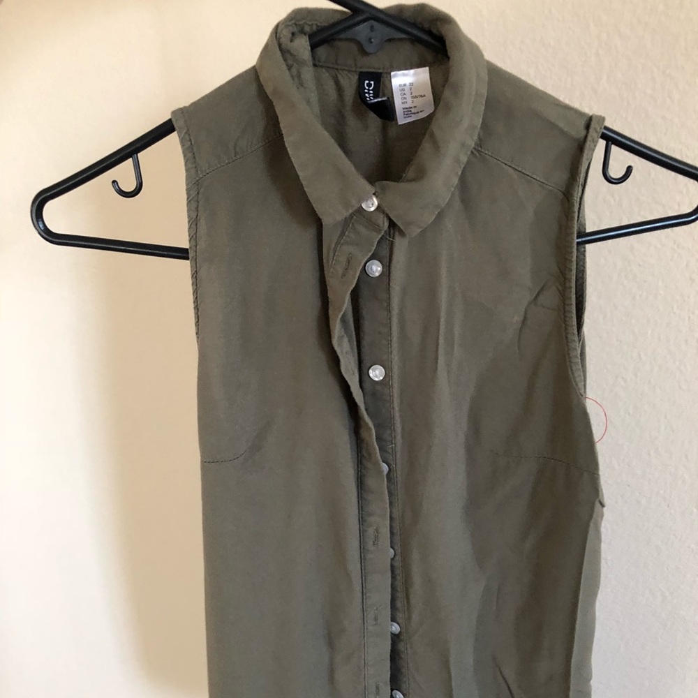 Army green button up tank.